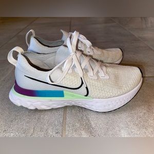 WOMEN'S NIKE REACT INFINITY RUN FLYKNIT
